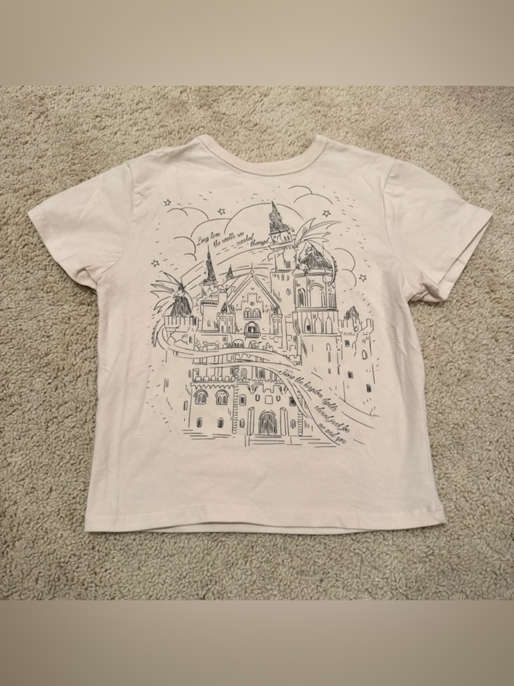 Speak Now Taylor's version cream Long Live castle graphic tee. Size XS.